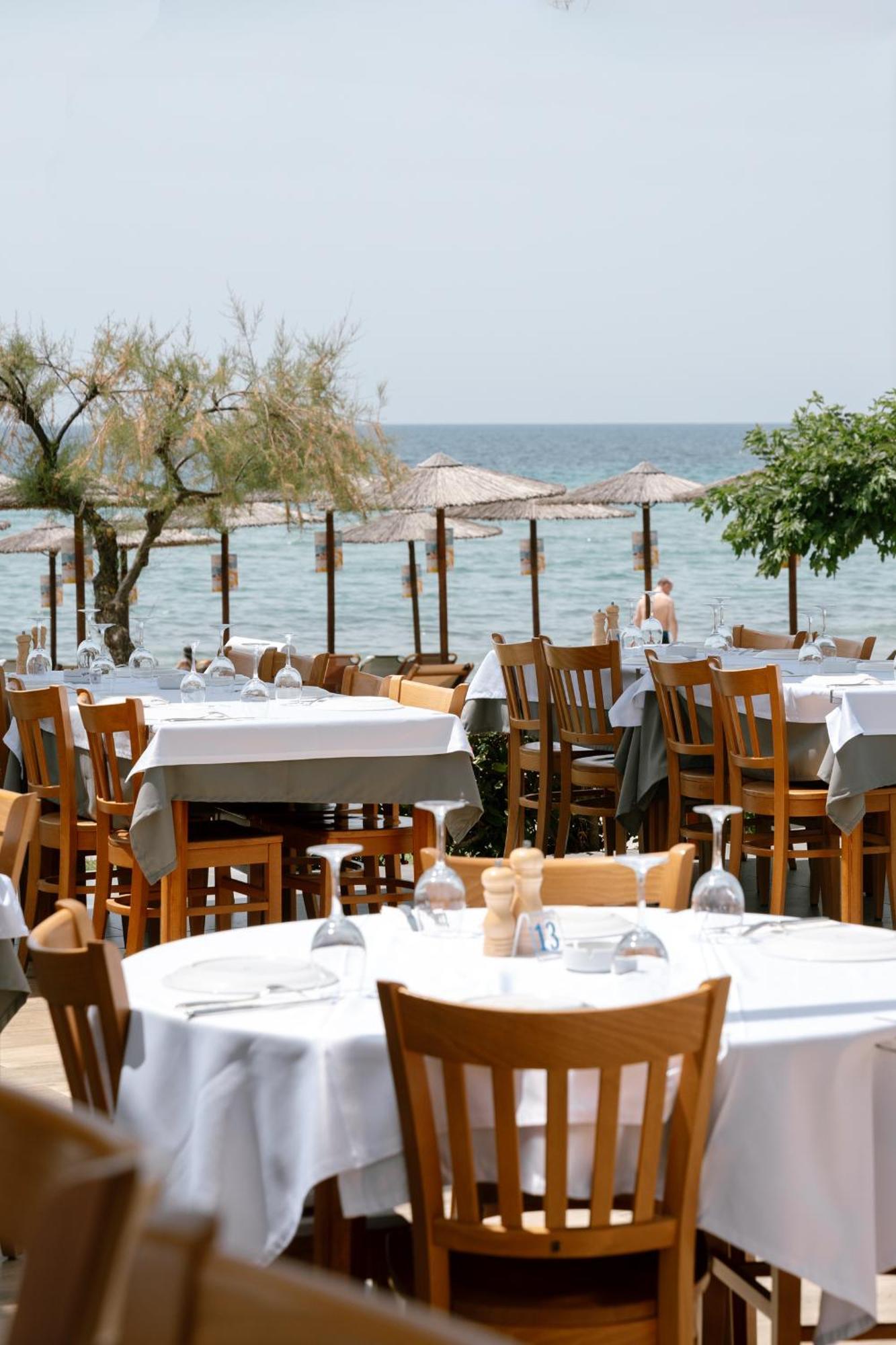 Georgalas Rest Apartments Nea Kallikrateia 外观 照片