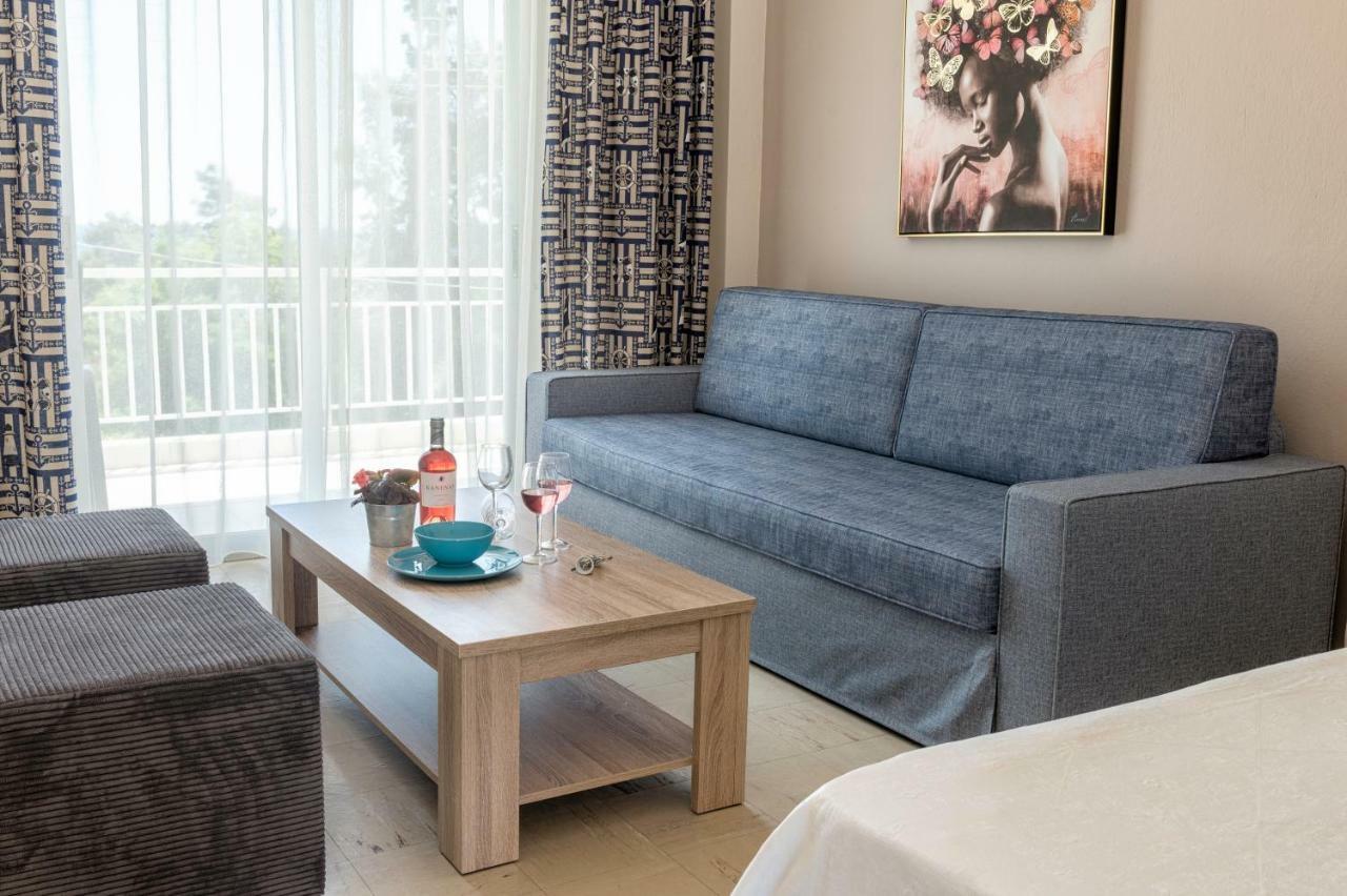 Georgalas Rest Apartments Nea Kallikrateia 外观 照片