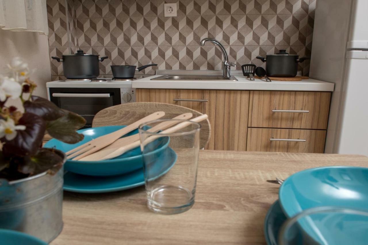 Georgalas Rest Apartments Nea Kallikrateia 外观 照片