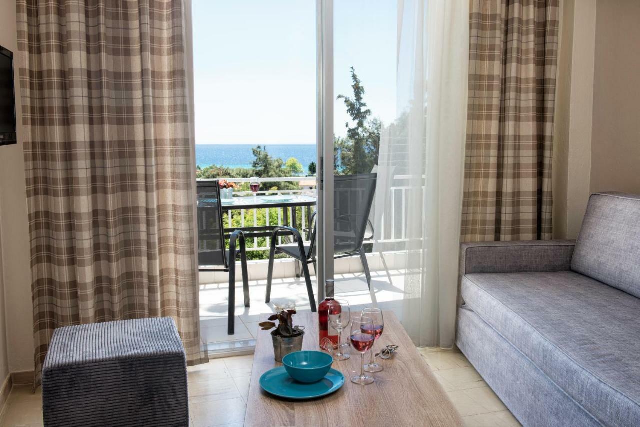 Georgalas Rest Apartments Nea Kallikrateia 外观 照片