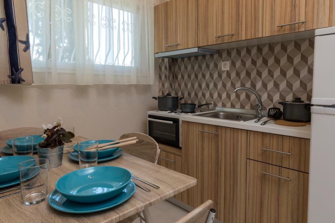Georgalas Rest Apartments Nea Kallikrateia 外观 照片