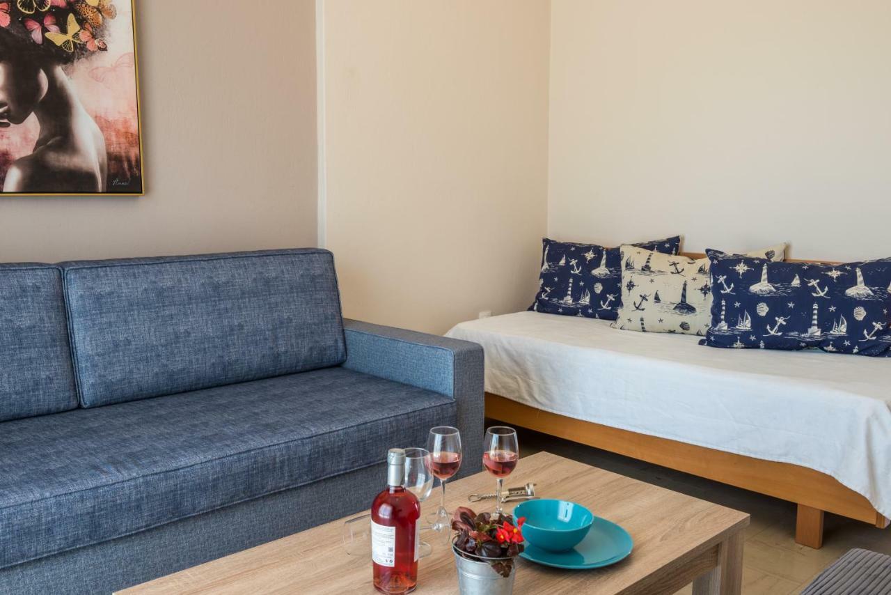 Georgalas Rest Apartments Nea Kallikrateia 外观 照片