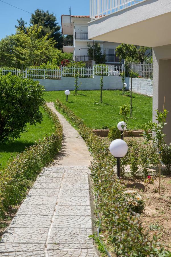 Georgalas Rest Apartments Nea Kallikrateia 外观 照片